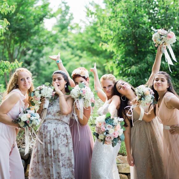 Meet your Posher, Sarah - Picture 1 of 1